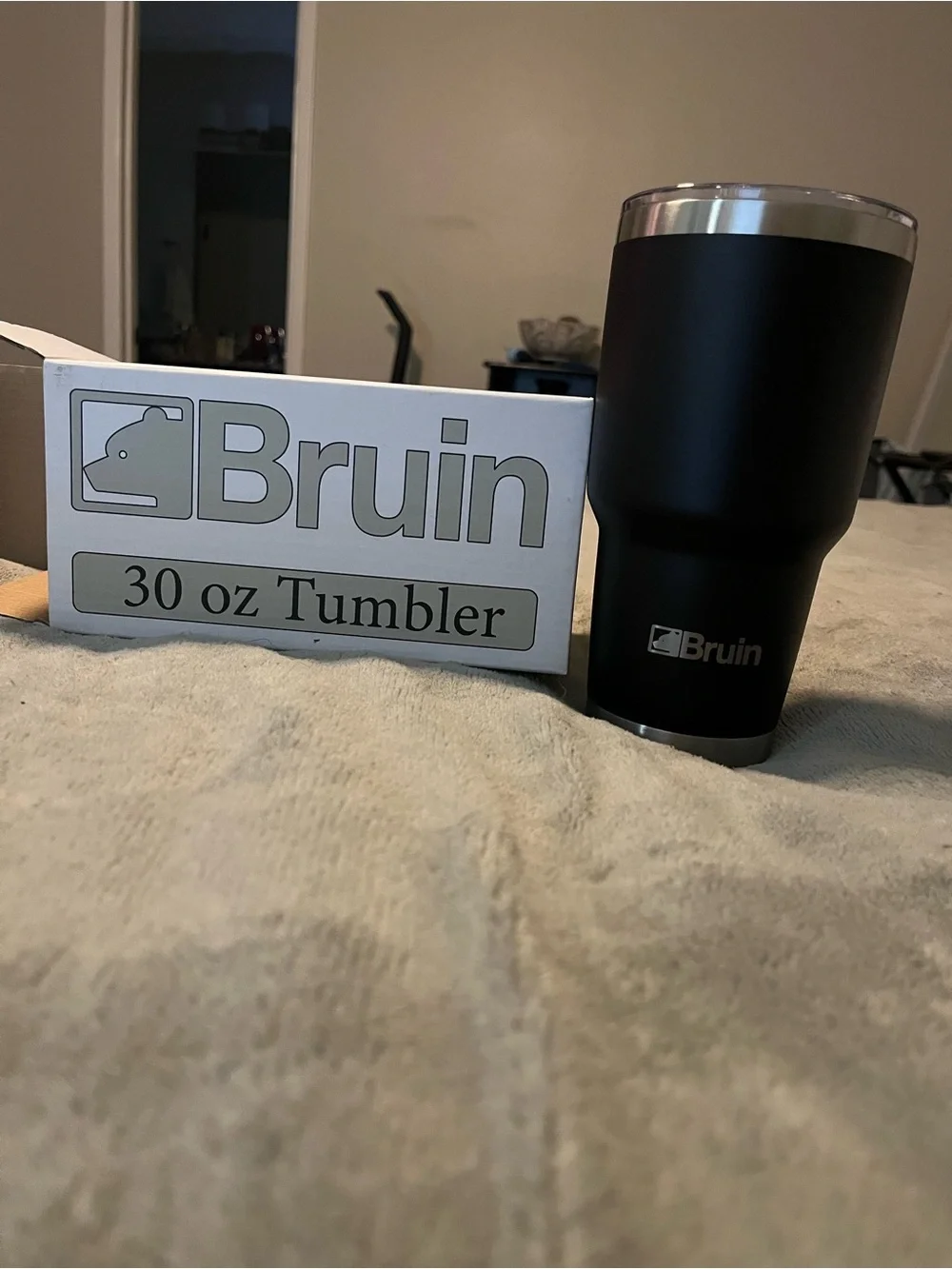 UIN 30 oz Tumbler - black
